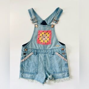 Tahari Girl Shortall outfit Crochet Detailing with Pink Tee size 4T